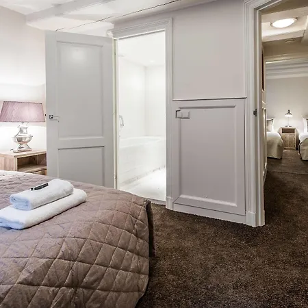 Short Group Jordaan Noordermarkt Serviced Appartement
